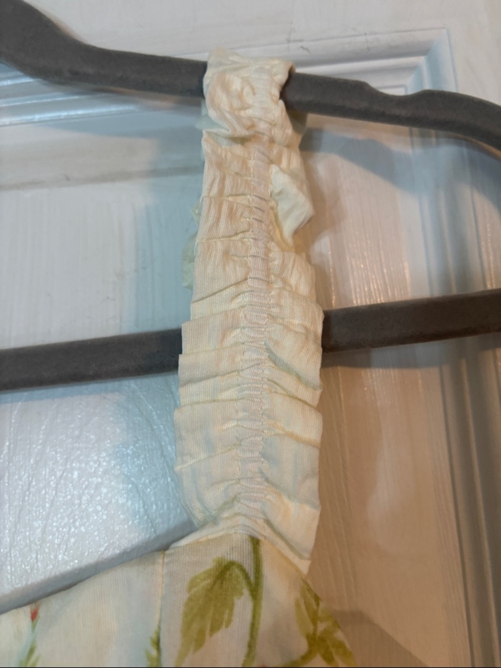 Blu Pepper Floral Square Panel Maxi Dress in Cream and Green Size Large - Picture 3 of 7